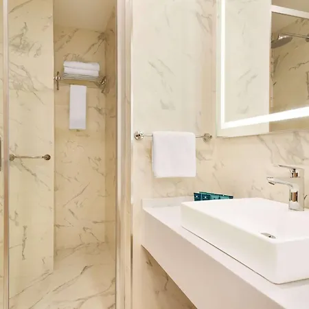 Tryp By Wyndham Atasehir 3* Istambul