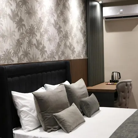 Grand Ueskuedar Hotel 3*