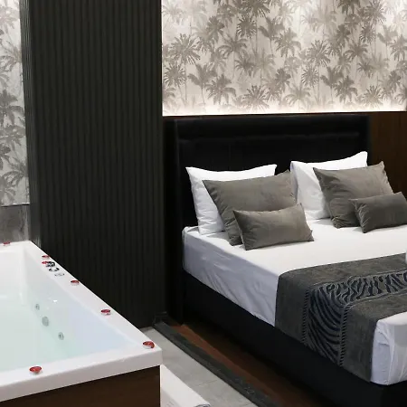 Grand Ueskuedar Hotel 3*
