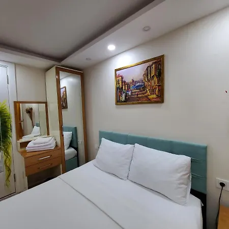 Maniz Apartment