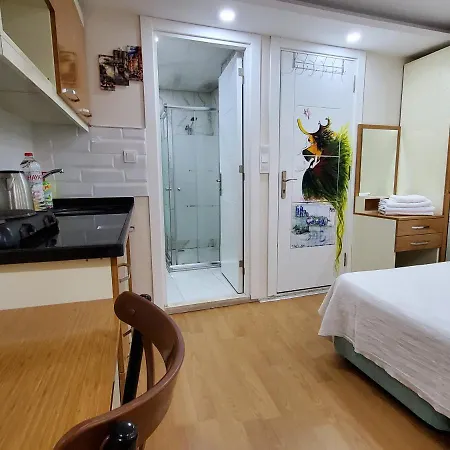 Maniz Apartment