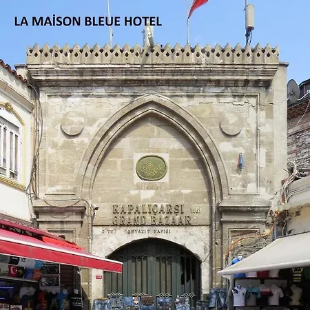 Hotel La Maison Bleue 3*