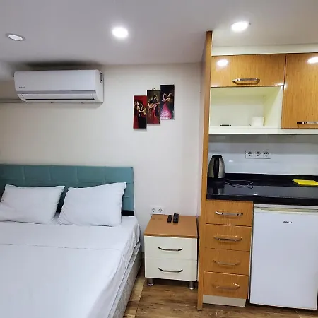 Apartment Maniz Istanbul
