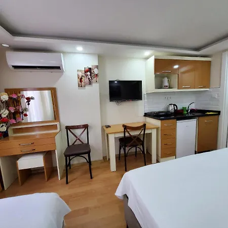 Maniz Apartment *
