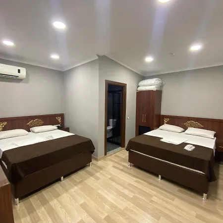 Отель Grand Oral 3*