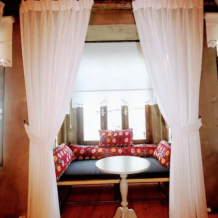 Aparthotel Maria Balat *