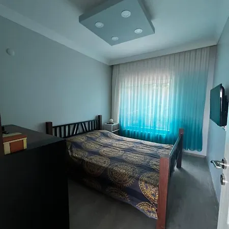 Konukevi Muhteşem Boğaz Manzaralı Teraslı çatı Katı İstanbul