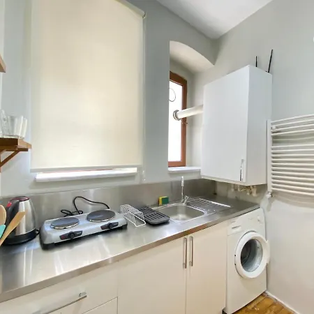 Comfortable Studio Flat In Beyoglu Istanbul
