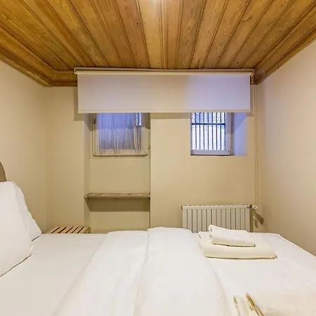 Cozy And Peaceful Duplex In Historical Balat Apartment Istanbul