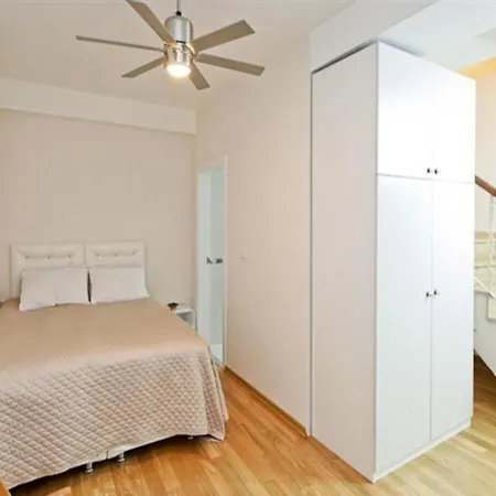 Bianco Taksim 3*