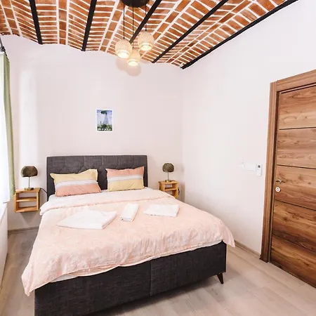 Apartment Turan33