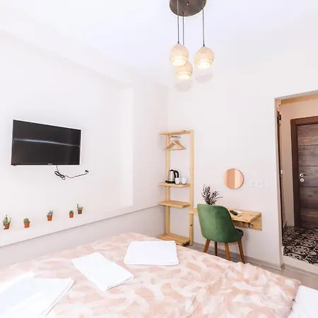 Turan33 Apartment *