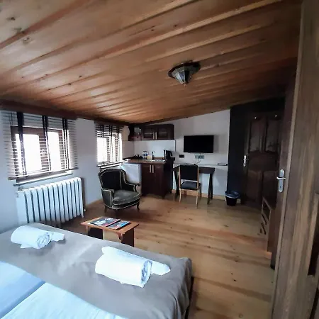 Maria Balat Aparthotel *