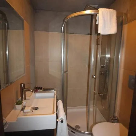 Maria Balat Aparthotel *