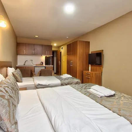 Hotel Wide Taksim 2*