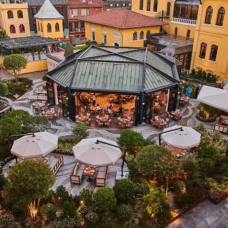 Hotel Four Seasons At Sultanahmet 5*