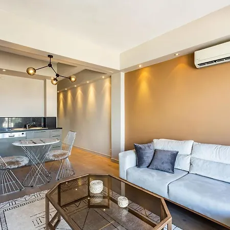 With Bosphorus View In Cihangir Apartment Istanbul