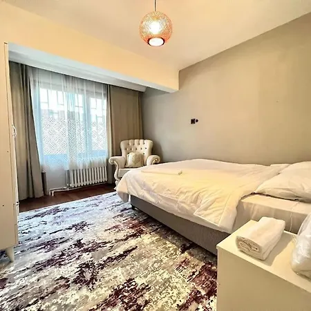 아파트 Florya Da 3+1 Lux Keyifli Bahceli Daire *