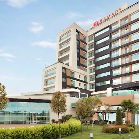 Otel Ramada By Wyndham Asia 4*