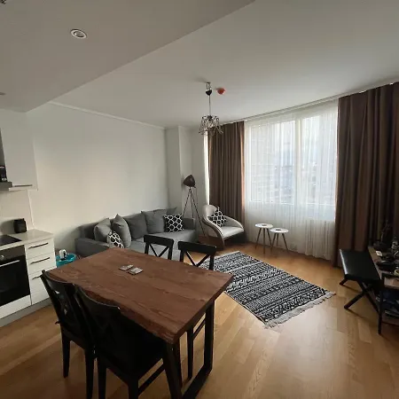 Luxury With Pool In The Center Of *
