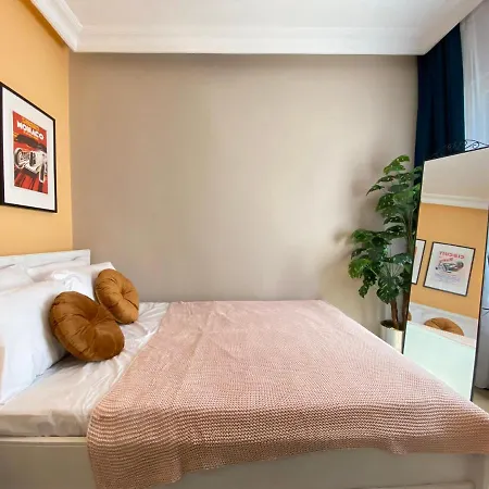 Chic Flat Near Shopping Malls In Sisli דירה