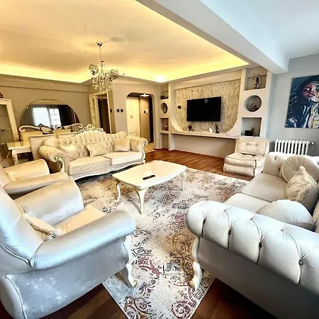 아파트 Florya Da 3+1 Lux Keyifli Bahceli Daire *