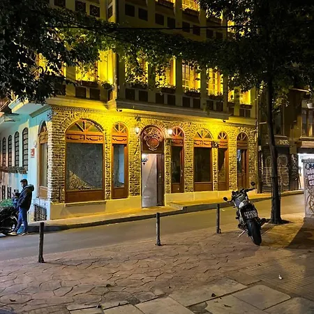 Apartment Centrally Located, 2+1 House In Taksim, Cihangir