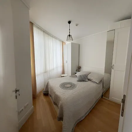 Apartment Luxury With Pool In The Center Of