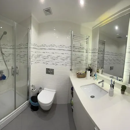 Apartment Luxury With Pool In The Center Of *
