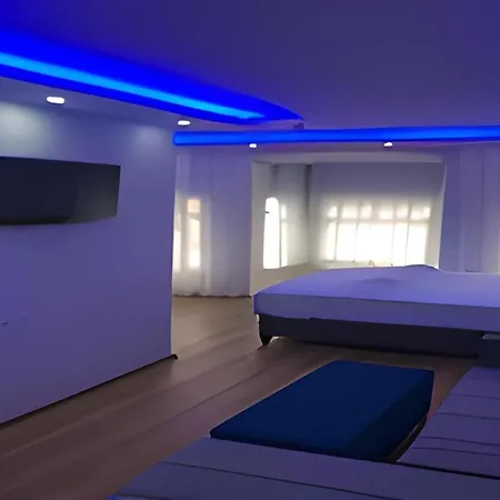 Blue Royal Hotel
