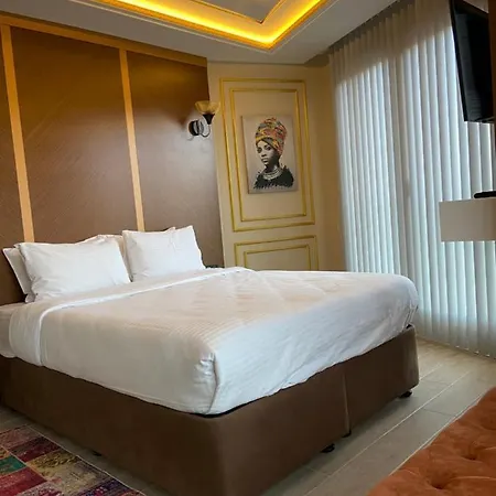 Ak Apartment *