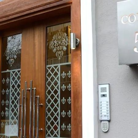 Collage Cihangir 55 Apartment Istanbul