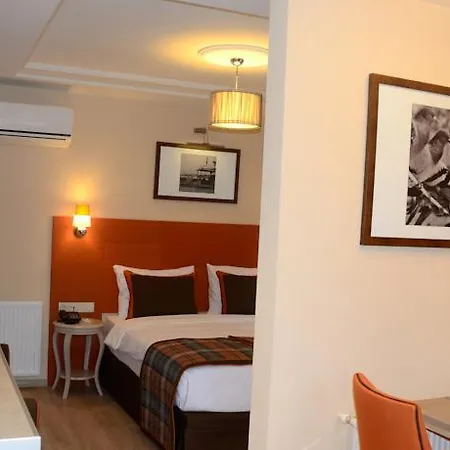 Collage Cihangir 55 Istanbul
