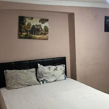 Ryn Prestij Aparthotel *
