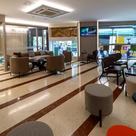 Aprilis - Special Category Hotell 4*