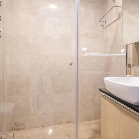 Modern Studio Flat In Kartal Apartment *