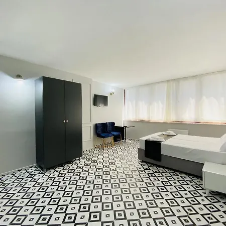 Pleasant Studio Flat In Kabatas Beyoglu Istanbul