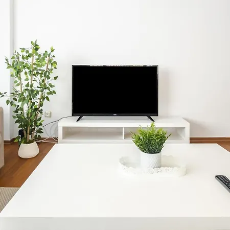 Apartment Centrally Located Sleek And Modern Flat In Sisli *