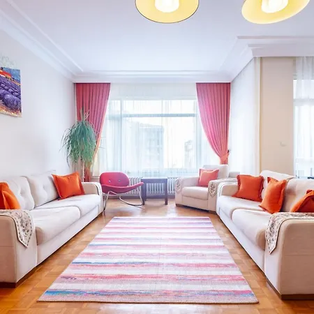 Cozy Flat Near Bagdat Street In Suadiye *