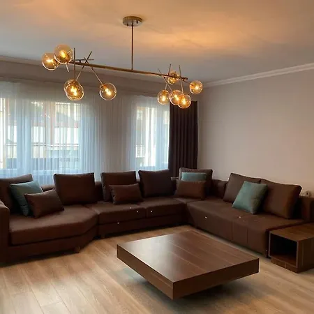 Whole At The Heart Of Sisli Nisantasi K Apartment *