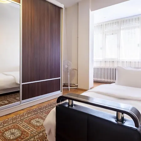 Cozy Flat Near Bagdat Street In Suadiye * Istanbul