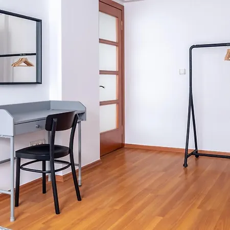 Centrally Located Sleek And Modern Flat In Sisli