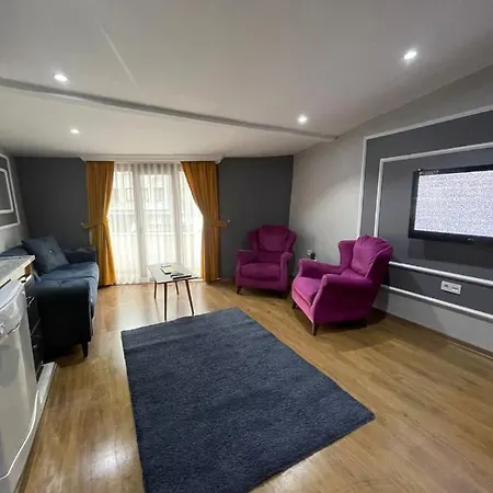 Smf Suites 1+1 4 Apartment