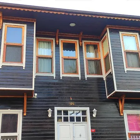 Sweet Kadikoey Homestay *