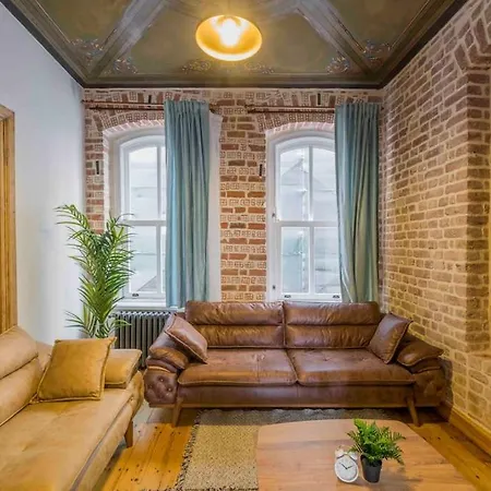 3 Bedroom Historic Near To Galata Tower Istanbul