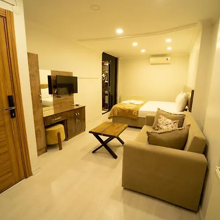 Zin Hotel