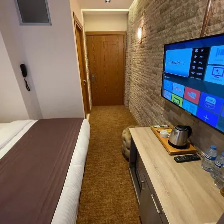 Hotel Weingart Port Seaside *