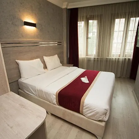 The Hermes Park 4*