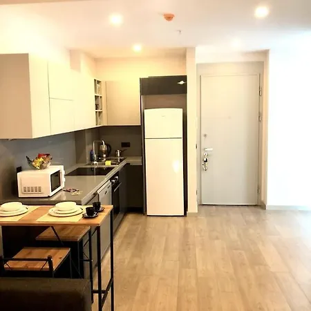 Apartment Secured Lux 2 + 1 - Gym, Sauna & Parking