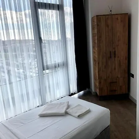 Secured Lux 2 + 1 - Gym, Sauna & Parking *